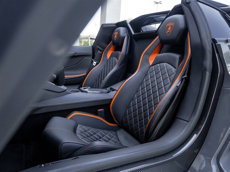 2019 Lamborghini Aventador LP 740-4 S Roadster - Photo 19 - Bonita Springs, FL 34134