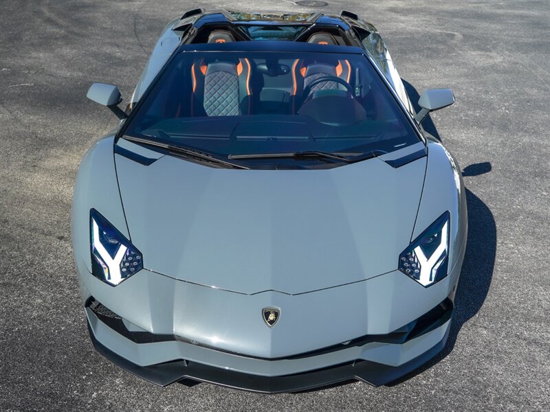 2019 Lamborghini Aventador LP 740-4 S Roadster - Photo 5 - Bonita Springs, FL 34134