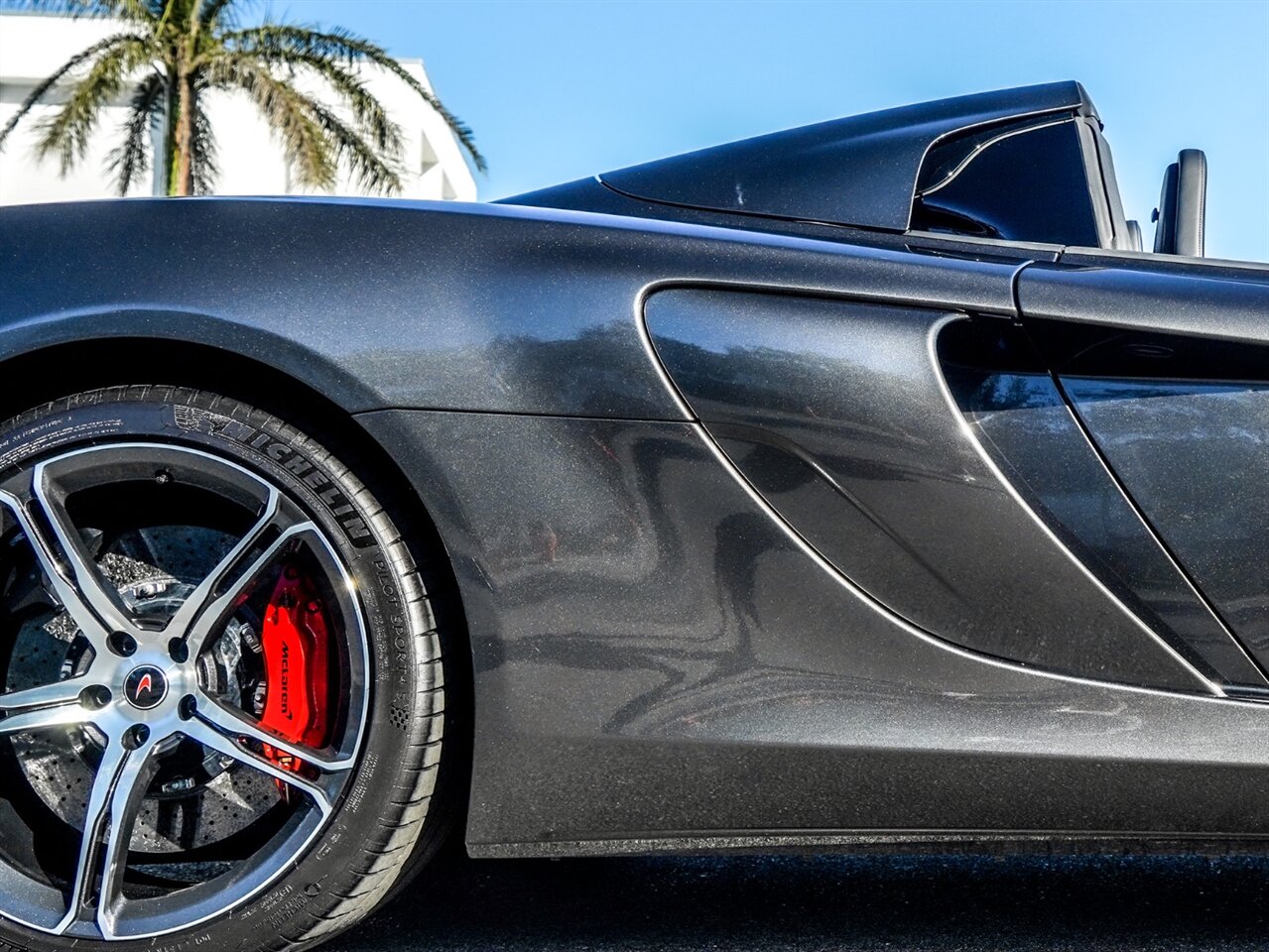 2015 McLaren 650S Spider   - Photo 45 - Bonita Springs, FL 34134