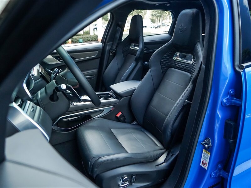 2021 Jaguar F-PACE SVR - Photo 17 - Bonita Springs, FL 34134