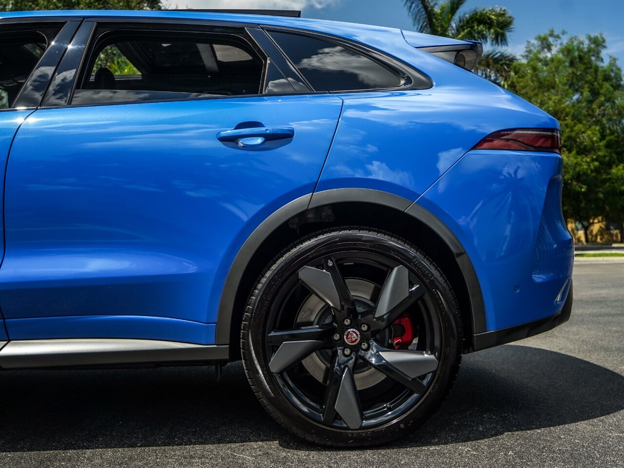 2021 Jaguar F-PACE SVR   - Photo 32 - Bonita Springs, FL 34134