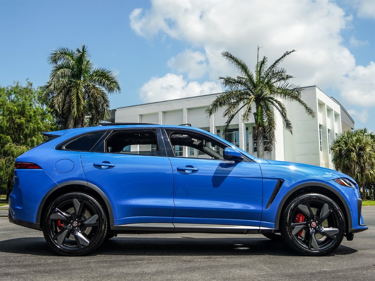 2021 Jaguar F-PACE SVR   - Photo 41 - Bonita Springs, FL 34134