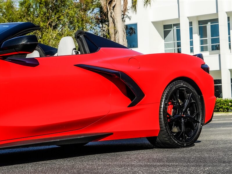 2022 Chevrolet Corvette Stingray 3LT - Photo 10 - Bonita Springs, FL 34134