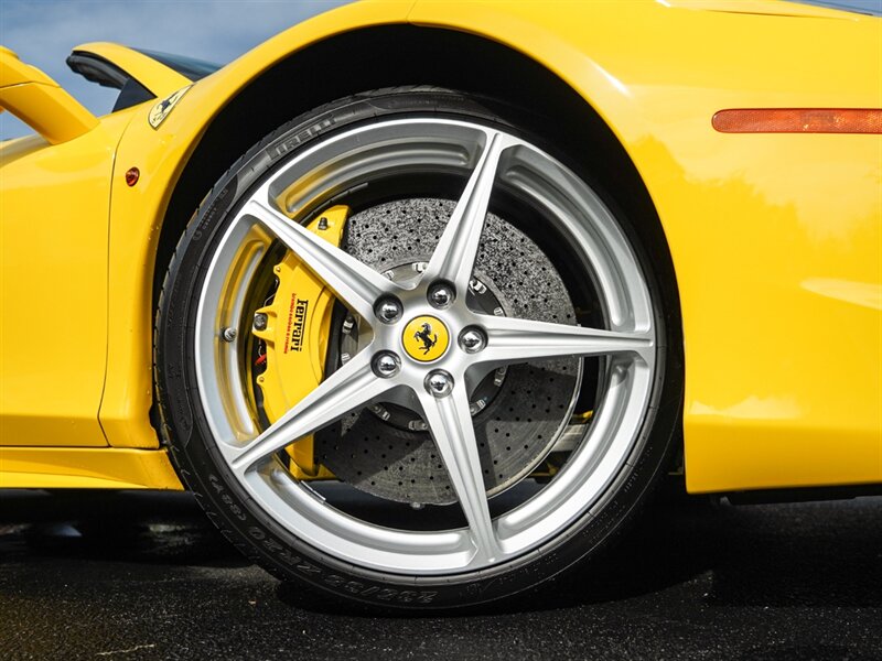 2013 Ferrari 458 Spider - Photo 70 - Bonita Springs, FL 34134