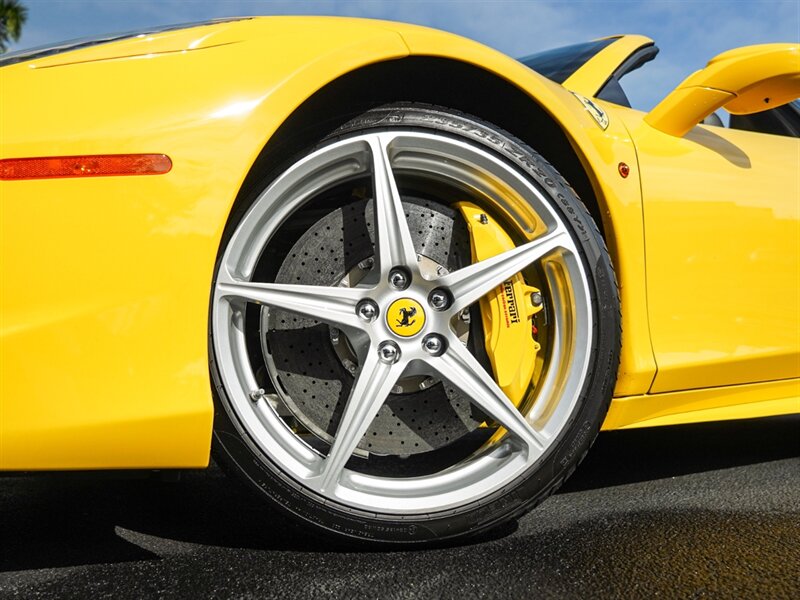 2013 Ferrari 458 Spider - Photo 12 - Bonita Springs, FL 34134