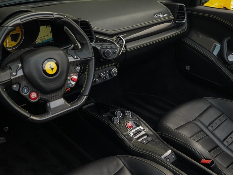 2013 Ferrari 458 Spider - Photo 18 - Bonita Springs, FL 34134