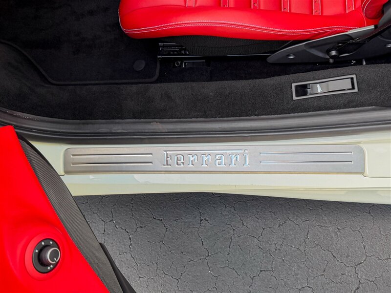 2018 Ferrari 488 Spider - Photo 26 - Bonita Springs, FL 34134