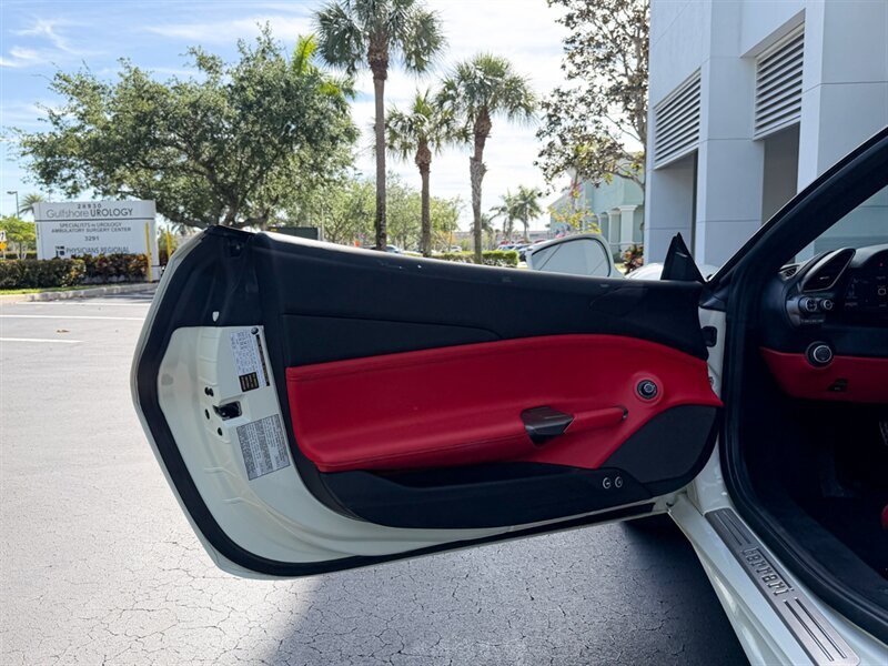 2018 Ferrari 488 Spider - Photo 24 - Bonita Springs, FL 34134