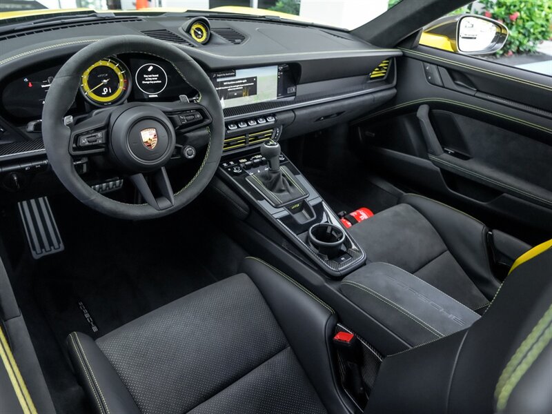 2022 Porsche 911 GT3   - Photo 2 - Bonita Springs, FL 34134