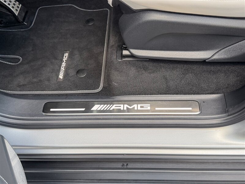 2026 Mercedes-Benz AMG G 63 - Photo 29 - Bonita Springs, FL 34134