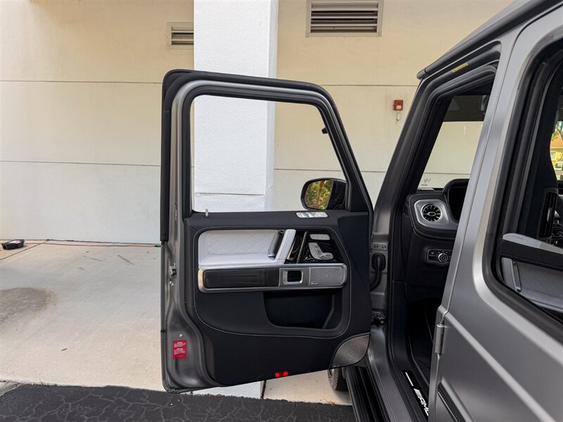 2026 Mercedes-Benz AMG G 63 - Photo 25 - Bonita Springs, FL 34134