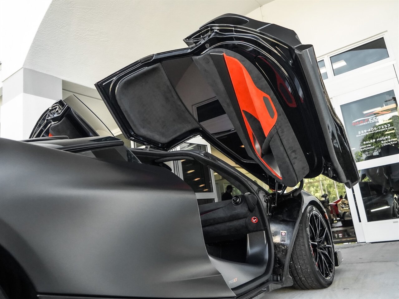 2021 McLaren 765LT   - Photo 26 - Bonita Springs, FL 34134