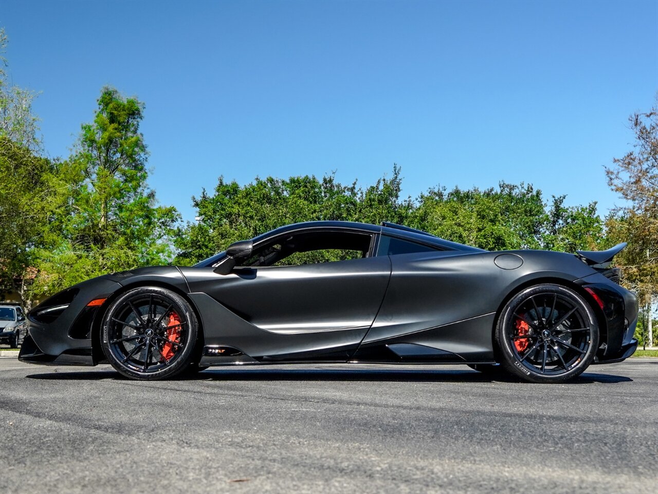 2021 McLaren 765LT   - Photo 33 - Bonita Springs, FL 34134