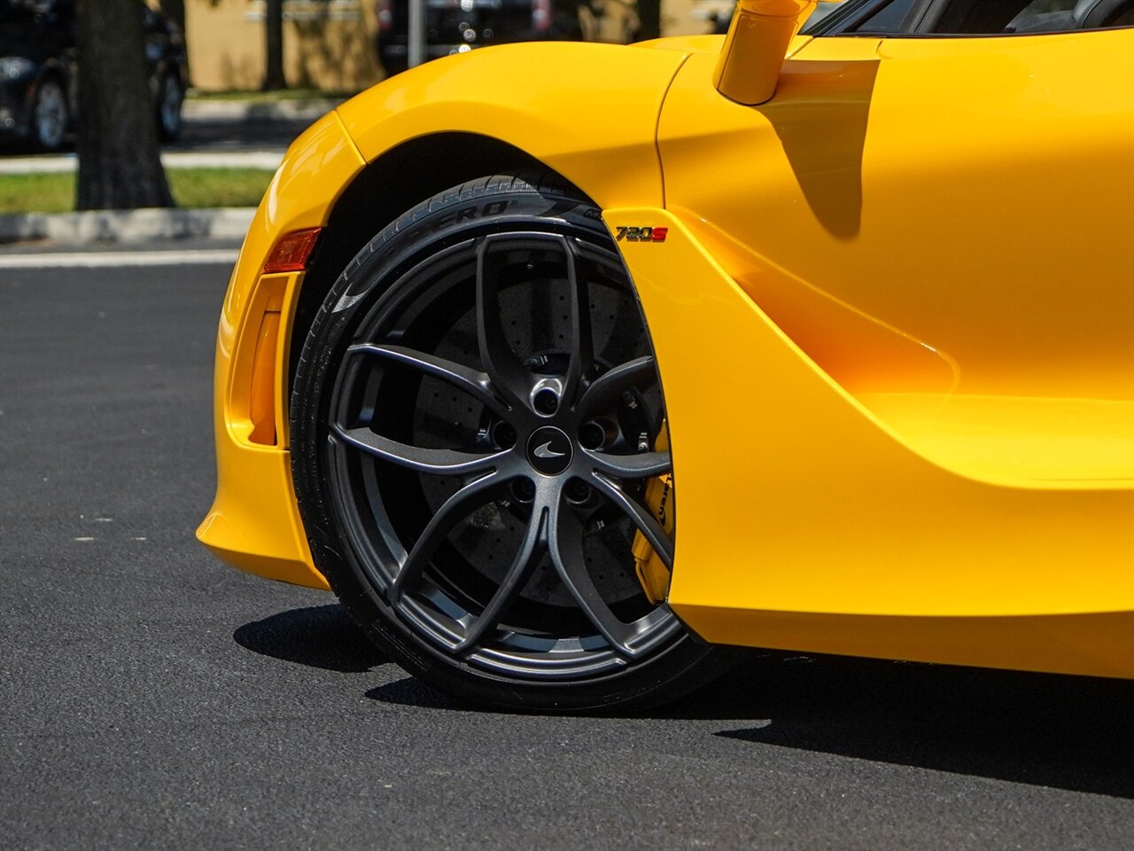 2021 McLaren 720S Spider Performance   - Photo 37 - Bonita Springs, FL 34134