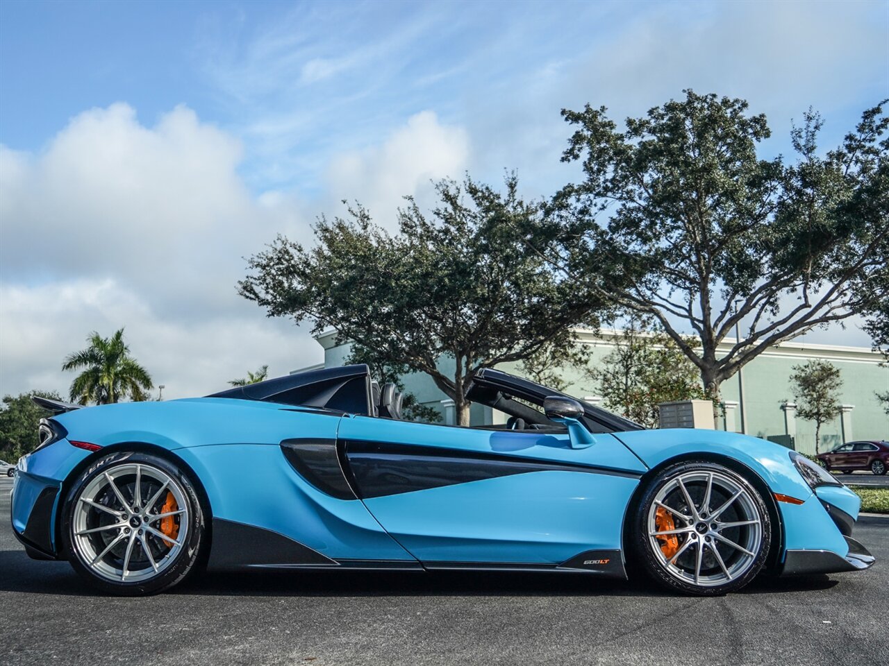 2020 McLaren 600LT Spider   - Photo 38 - Bonita Springs, FL 34134