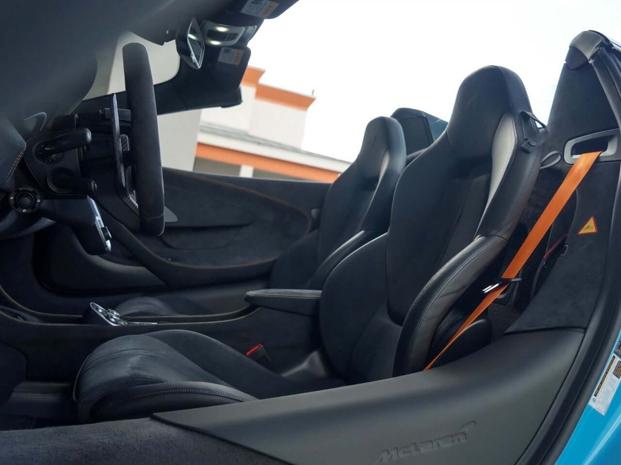 2020 McLaren 600LT Spider   - Photo 17 - Bonita Springs, FL 34134