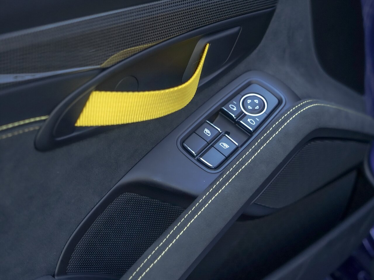 2021 Porsche 718 Cayman GT4   - Photo 18 - Bonita Springs, FL 34134