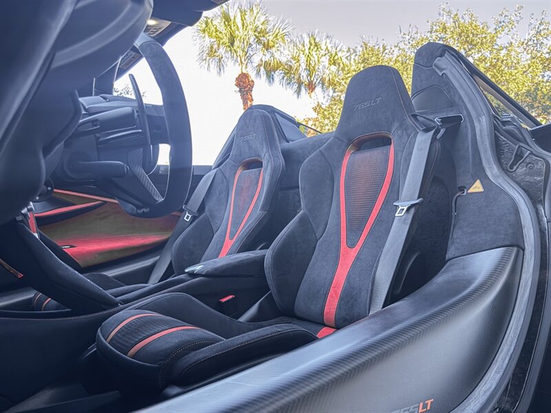 2022 McLaren 765LT Spider   - Photo 28 - Bonita Springs, FL 34134