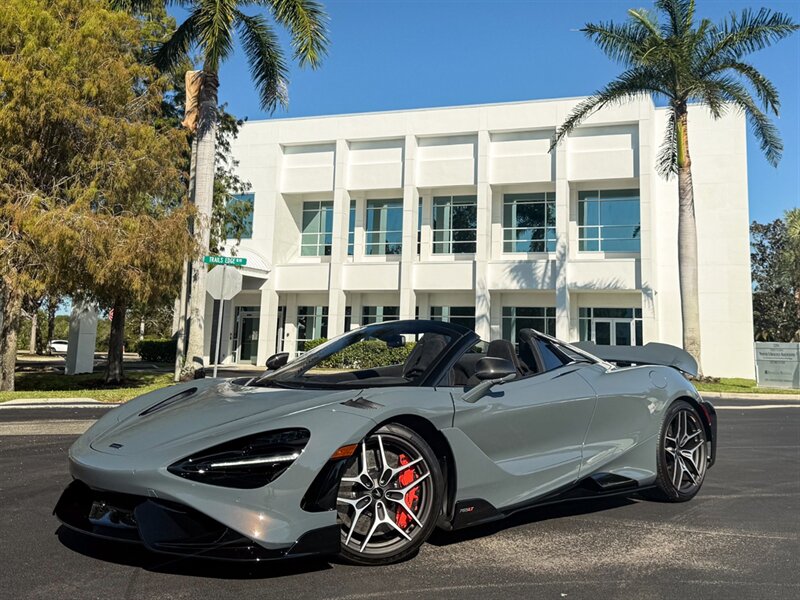 2022 McLaren 765LT Spider   - Photo 14 - Bonita Springs, FL 34134