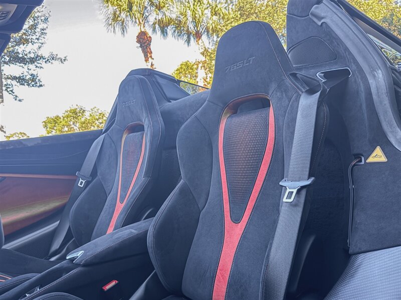 2022 McLaren 765LT Spider   - Photo 29 - Bonita Springs, FL 34134