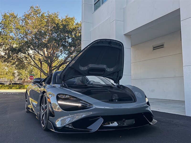2022 McLaren 765LT Spider   - Photo 40 - Bonita Springs, FL 34134