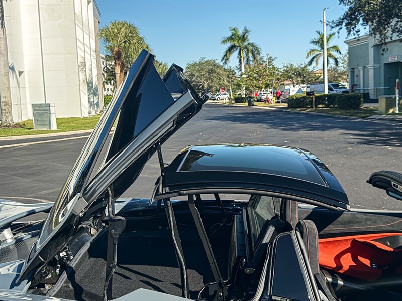 2022 McLaren 765LT Spider   - Photo 66 - Bonita Springs, FL 34134
