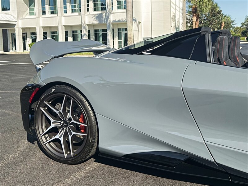 2022 McLaren 765LT Spider   - Photo 63 - Bonita Springs, FL 34134