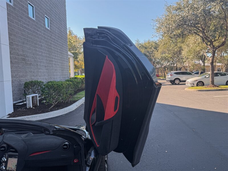 2022 McLaren 765LT Spider   - Photo 39 - Bonita Springs, FL 34134