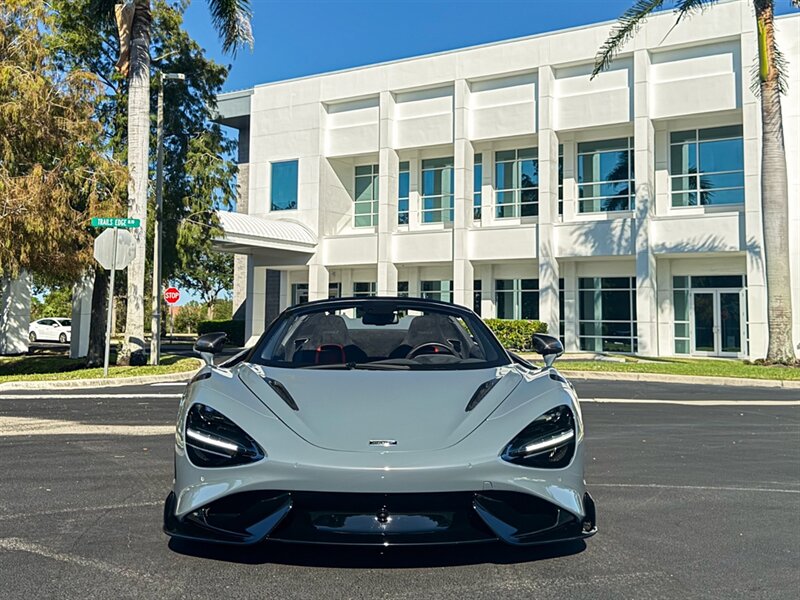 2022 McLaren 765LT Spider   - Photo 10 - Bonita Springs, FL 34134