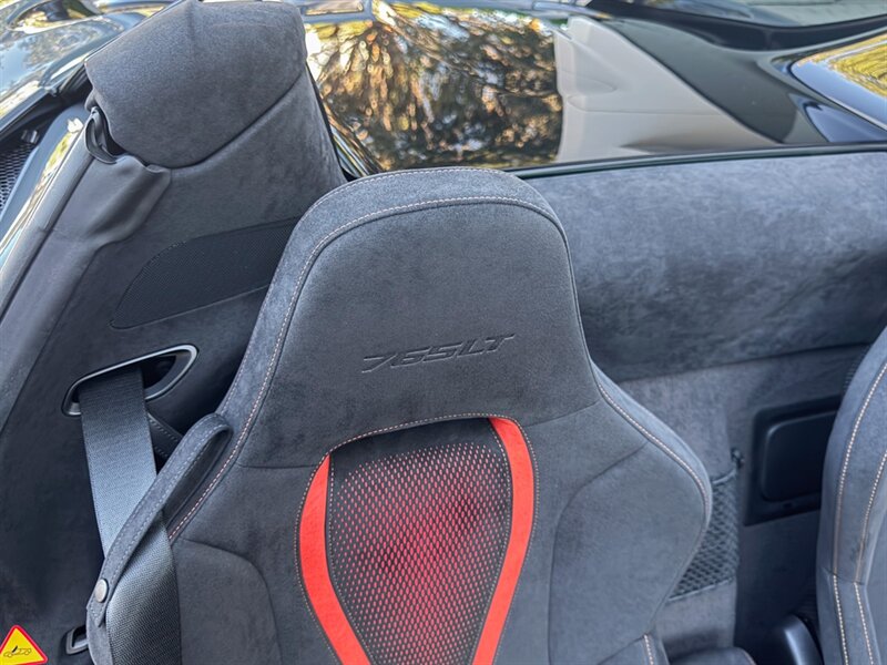 2022 McLaren 765LT Spider   - Photo 35 - Bonita Springs, FL 34134