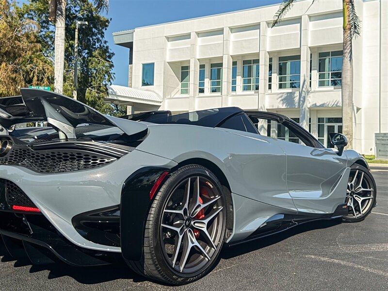 2022 McLaren 765LT Spider   - Photo 58 - Bonita Springs, FL 34134
