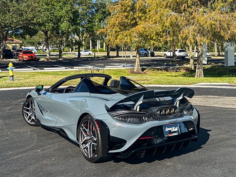 2022 McLaren 765LT Spider   - Photo 44 - Bonita Springs, FL 34134