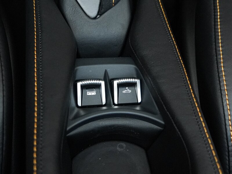 2020 McLaren 720S Spider Performance - Photo 19 - Bonita Springs, FL 34134