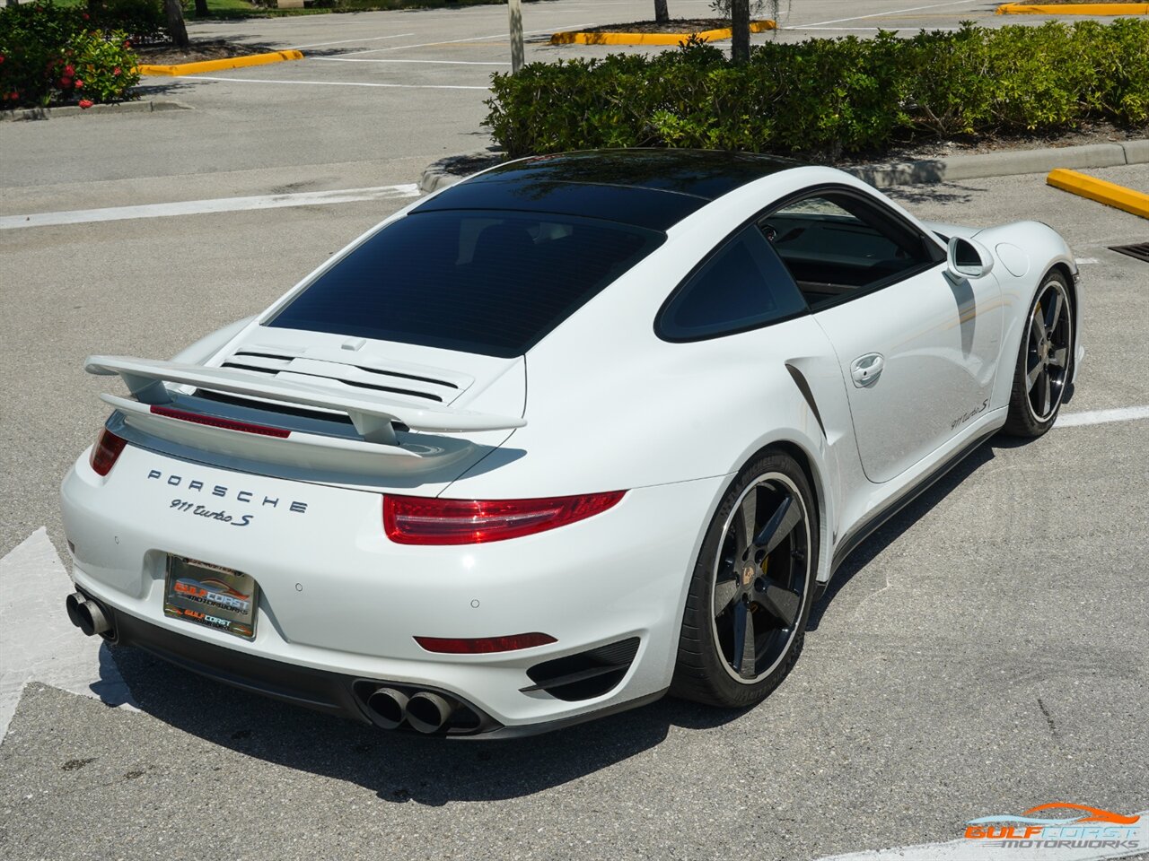 2014 Porsche 911 Turbo S   - Photo 40 - Bonita Springs, FL 34134