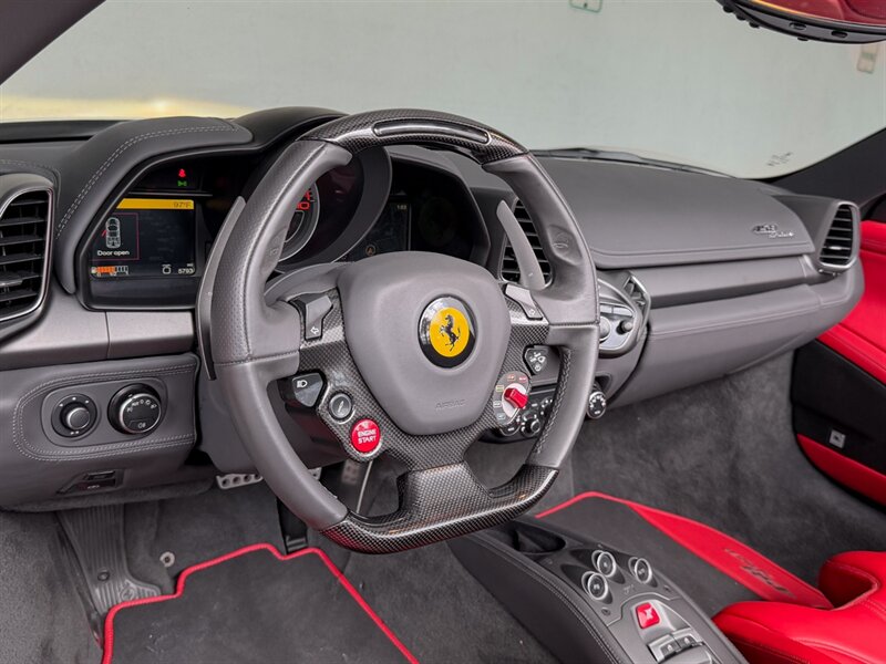 2014 Ferrari 458 Spider - Photo 12 - Bonita Springs, FL 34134