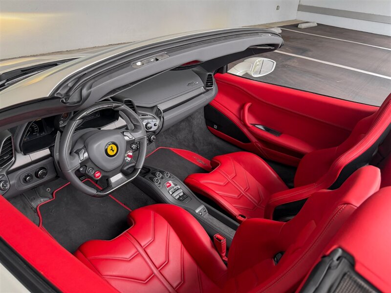 2014 Ferrari 458 Spider - Photo 2 - Bonita Springs, FL 34134
