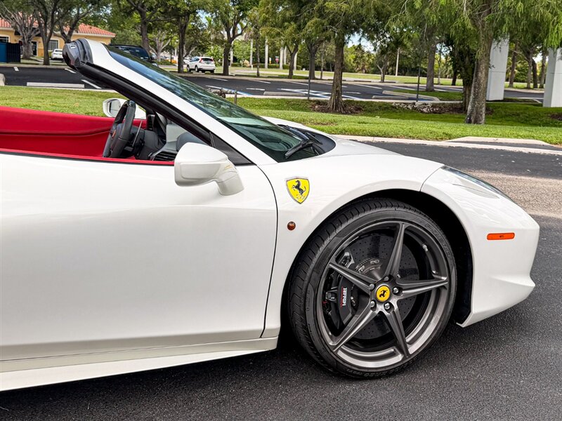 2014 Ferrari 458 Spider - Photo 60 - Bonita Springs, FL 34134