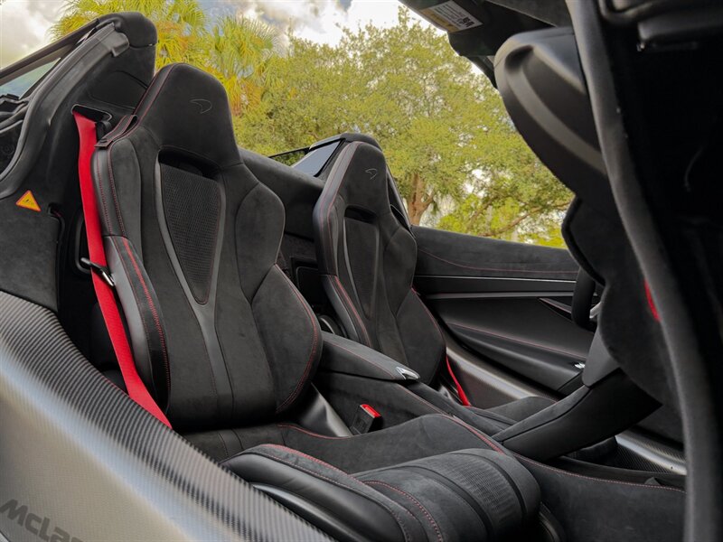 2024 McLaren 750S Spider - Photo 29 - Bonita Springs, FL 34134