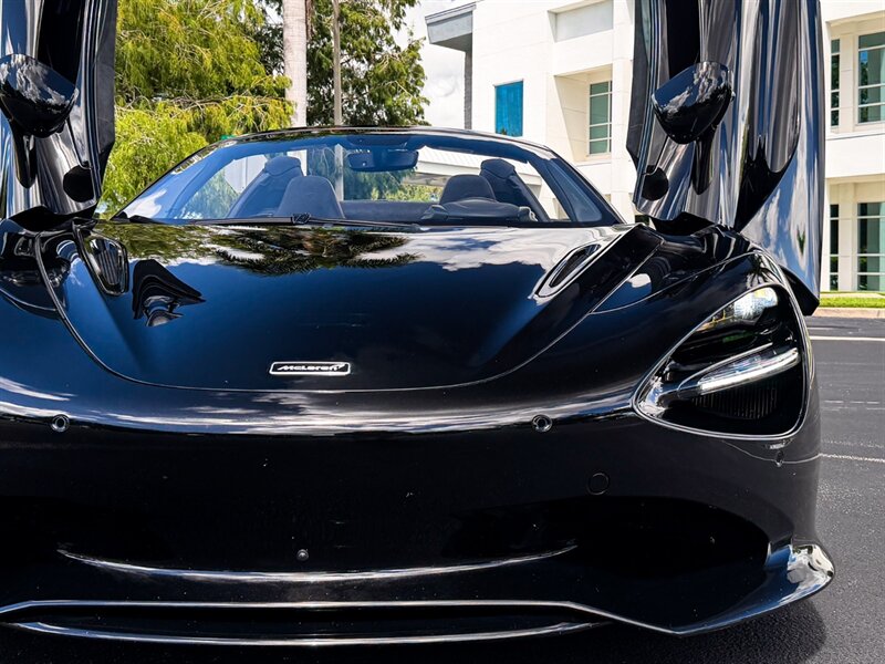 2024 McLaren 750S Spider - Photo 3 - Bonita Springs, FL 34134