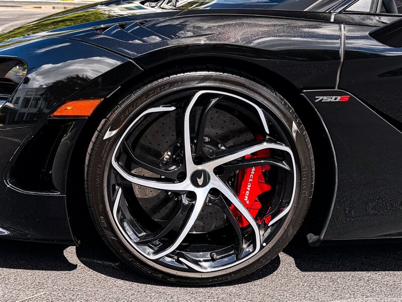 2024 McLaren 750S Spider - Photo 39 - Bonita Springs, FL 34134