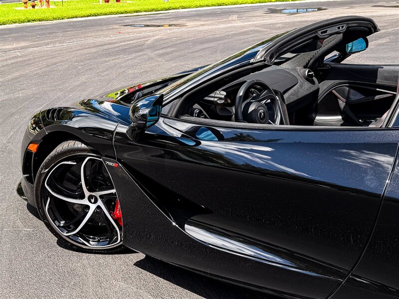 2024 McLaren 750S Spider - Photo 44 - Bonita Springs, FL 34134