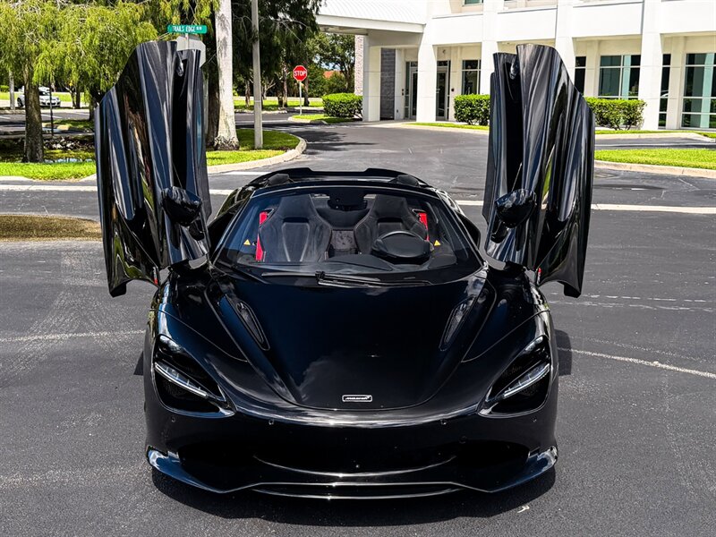 2024 McLaren 750S Spider - Photo 5 - Bonita Springs, FL 34134