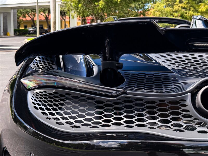 2024 McLaren 750S Spider - Photo 48 - Bonita Springs, FL 34134