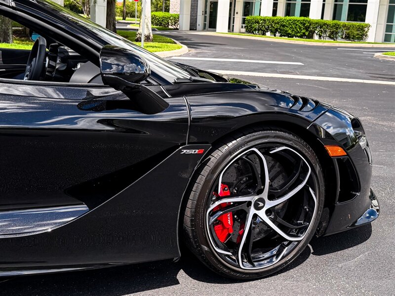2024 McLaren 750S Spider - Photo 58 - Bonita Springs, FL 34134