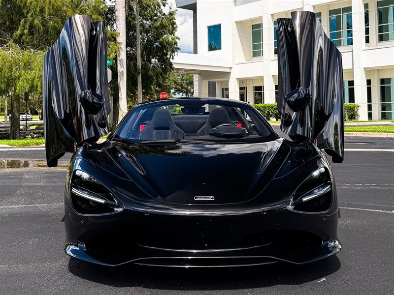 2024 McLaren 750S Spider - Photo 8 - Bonita Springs, FL 34134