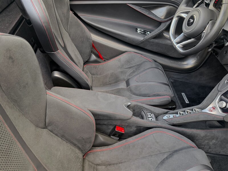 2024 McLaren 750S Spider - Photo 31 - Bonita Springs, FL 34134