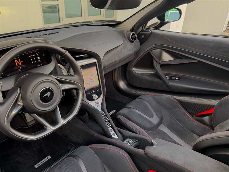 2024 McLaren 750S Spider - Photo 16 - Bonita Springs, FL 34134