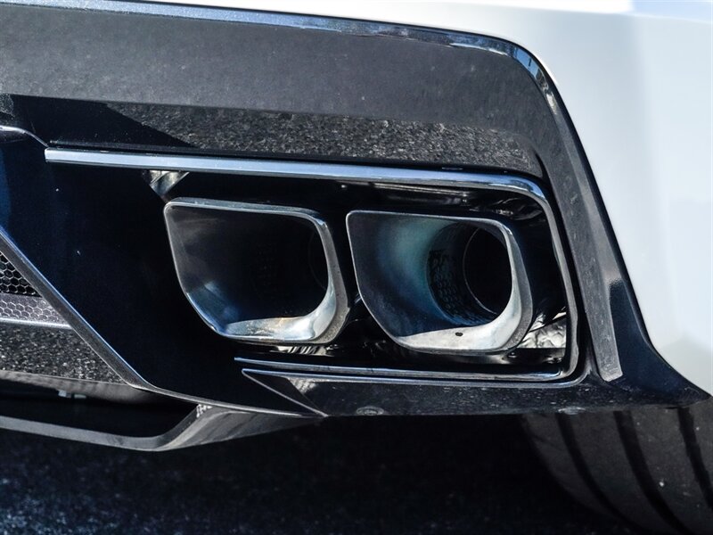 2023 Chevrolet Corvette Stingray 70th Anniversary - Photo 40 - Bonita Springs, FL 34134