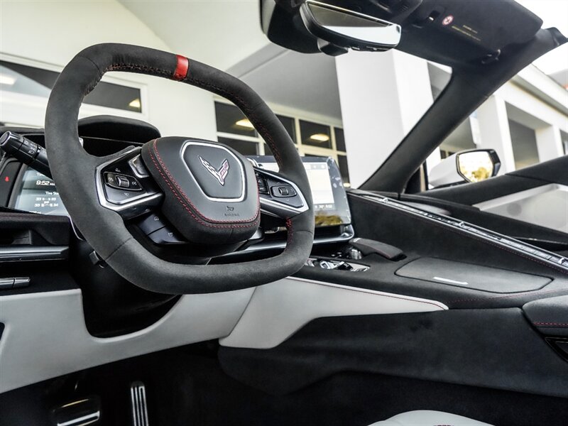 2023 Chevrolet Corvette Stingray 70th Anniversary - Photo 13 - Bonita Springs, FL 34134