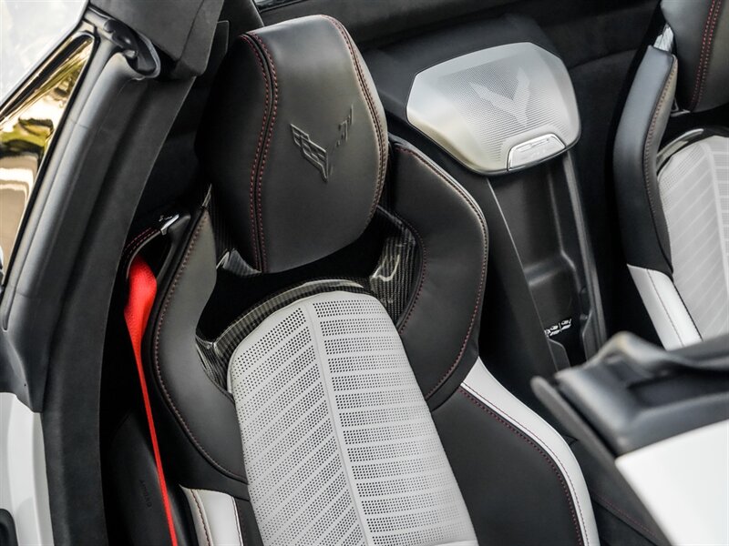 2023 Chevrolet Corvette Stingray 70th Anniversary - Photo 28 - Bonita Springs, FL 34134